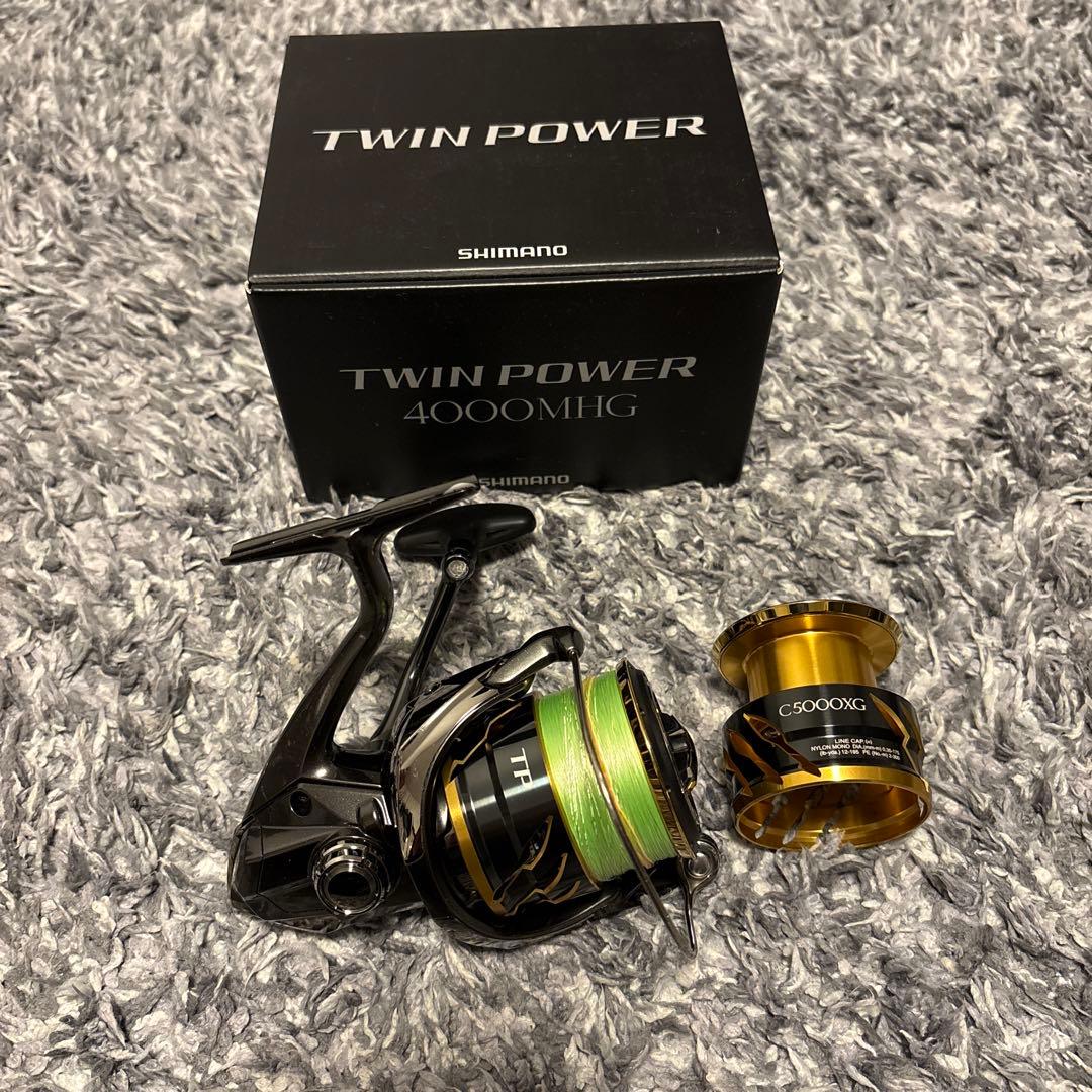 ビッキー　20TWIN POWER 4000MHG スピニングリール