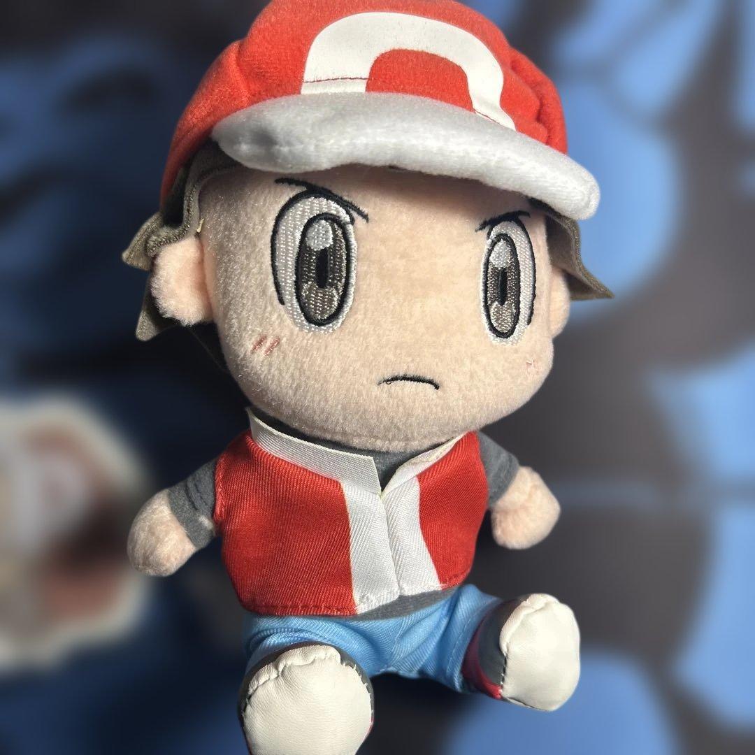ポケモン　トレーナーズ レッド　ぬいぐるみ