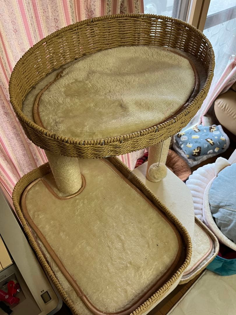 据え置き型キャットタワー