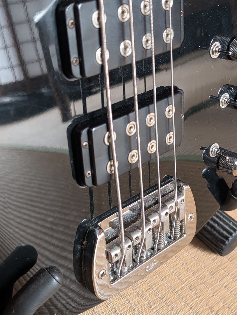 G＆L エレキベース