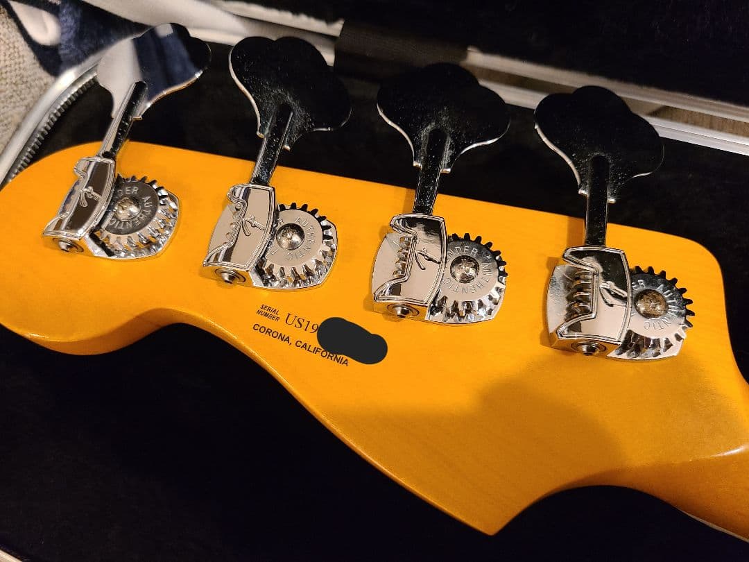 【ジャンク】Fender American Ultra Jazz Bass