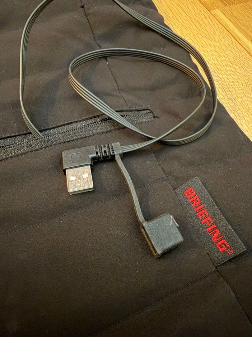 BRIEFING 電熱ベスト　メンズSサイズ