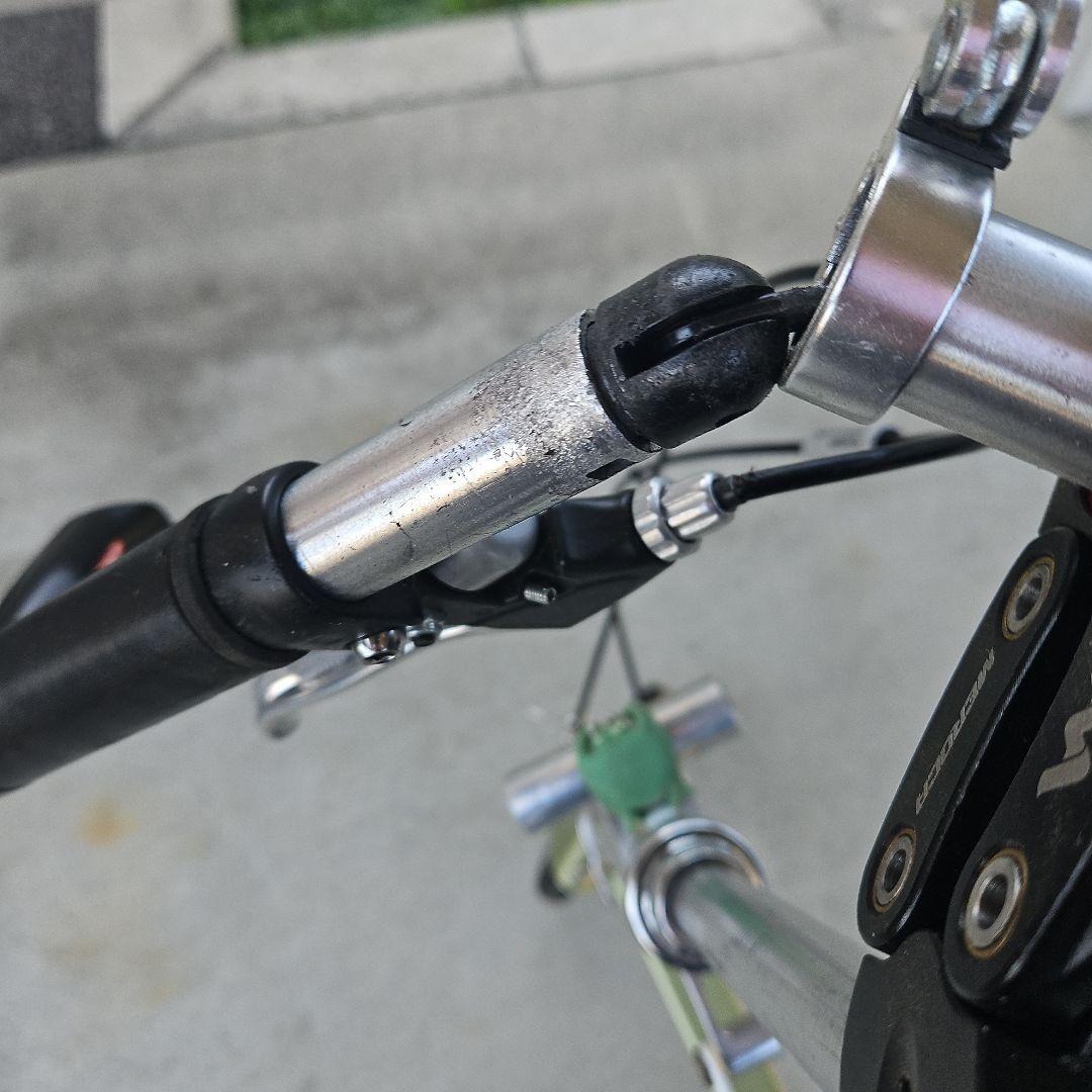 H*T様 激レア！変速機付きCARRY ME 折り畳み自転車　タイヤ　ソリッド