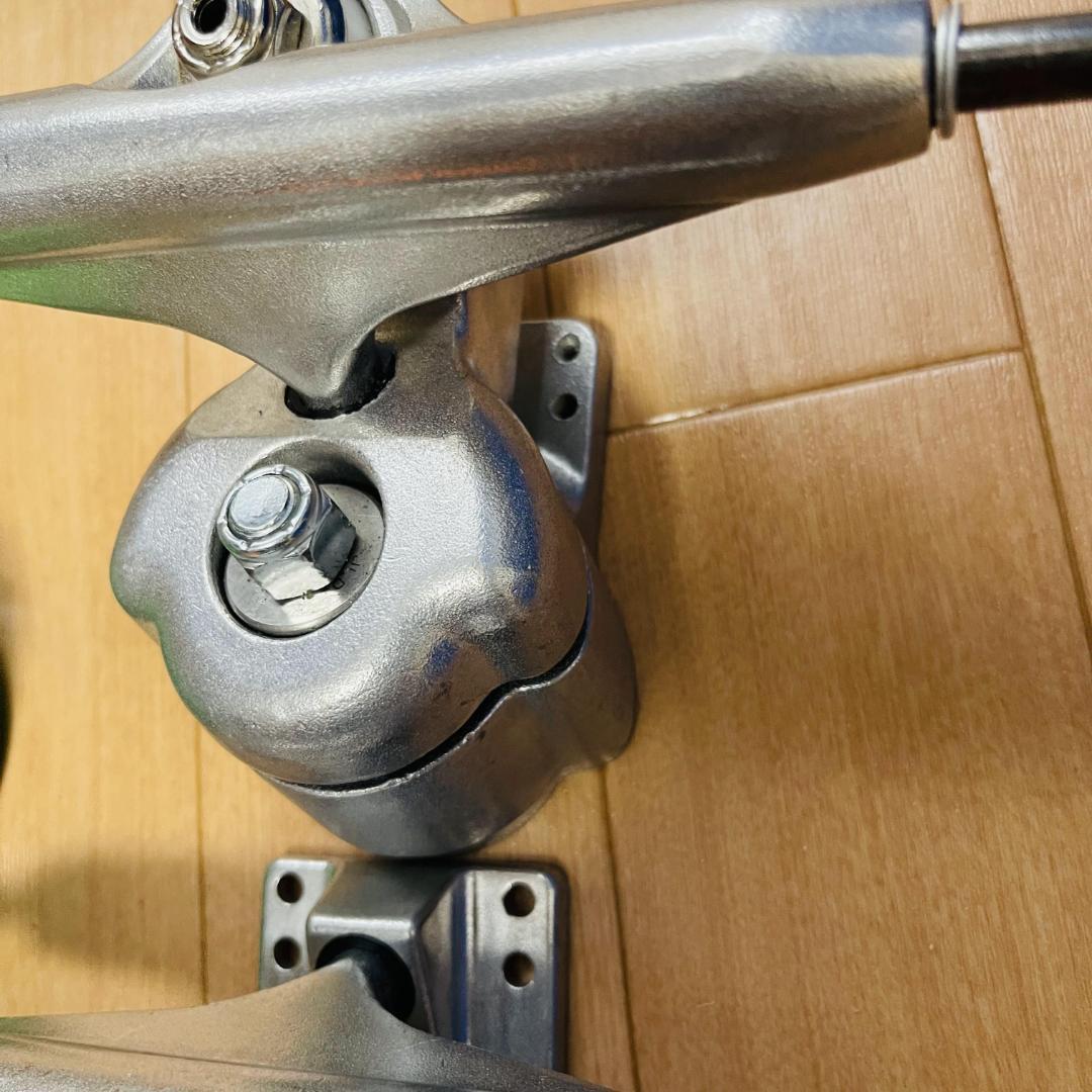 サーフスケート　YOW S5同機能トラック+話題の四角ウィール　足回りセット