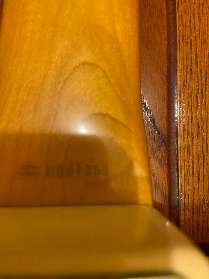 Squier fender japanストラトキャスター Eシリアル