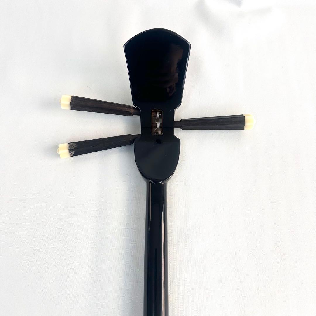 【美品】沖縄三線 三味線 人工革 合皮 ヘビ柄　ハードケース付 民族楽器 弦楽器