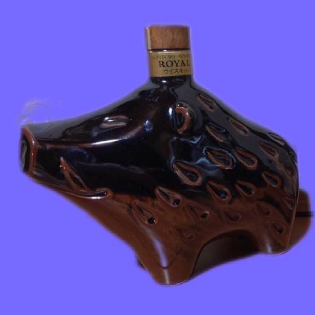 即決 サントリーローヤル 亥年陶器ボトル 未開栓 送料込