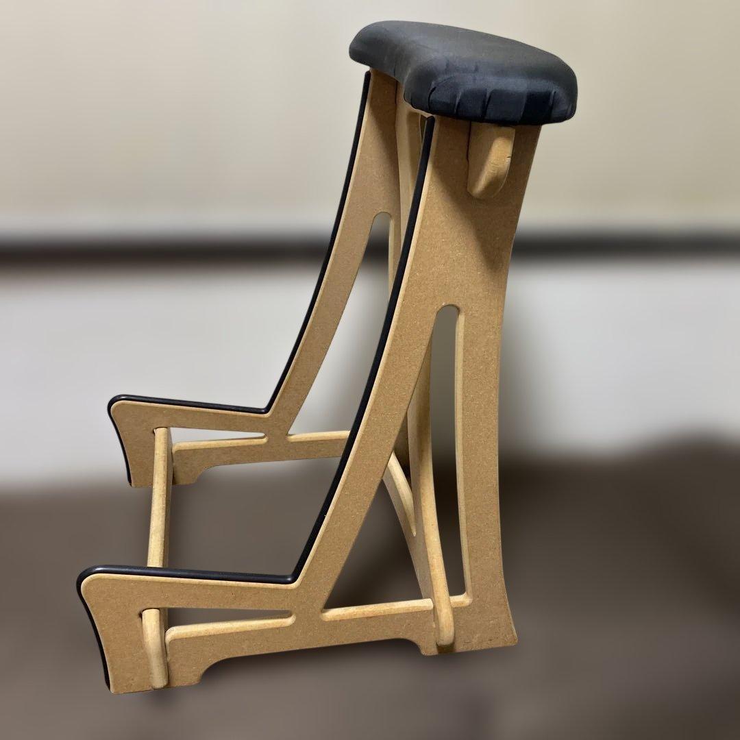 コントラバス用スタンド兼スツール