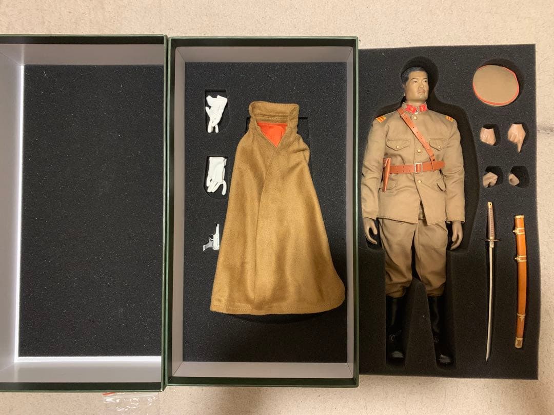 特務曹長フィギュア