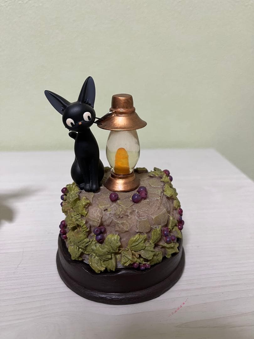 ジジ　リアルファンタジー　置物　ライトアップフィギュア　魔女の宅急便