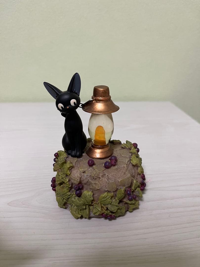 ジジ　リアルファンタジー　置物　ライトアップフィギュア　魔女の宅急便