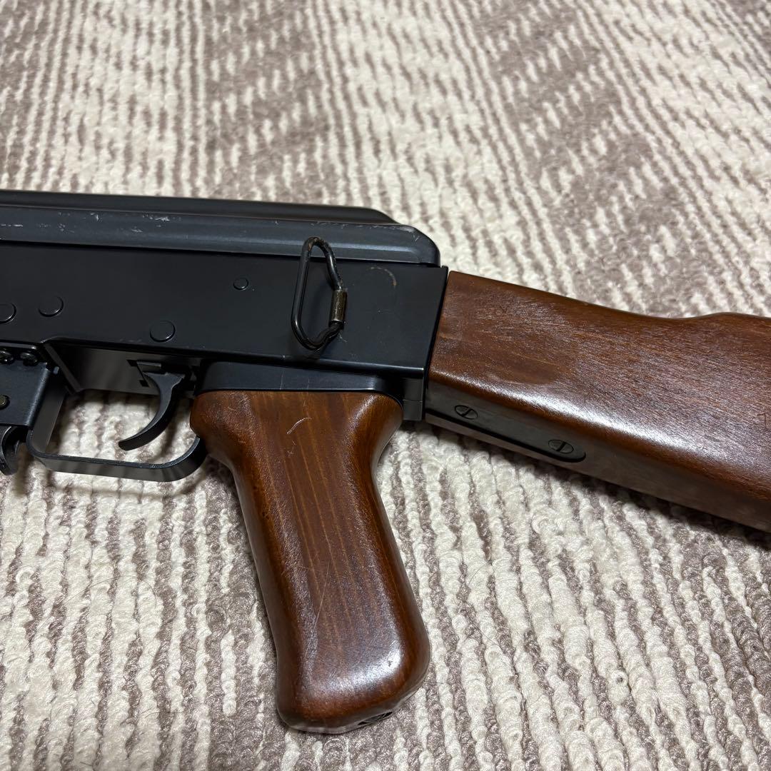 東京マルイ　AK47 スタンダード電動ガン　バッテリー、マガジン付き