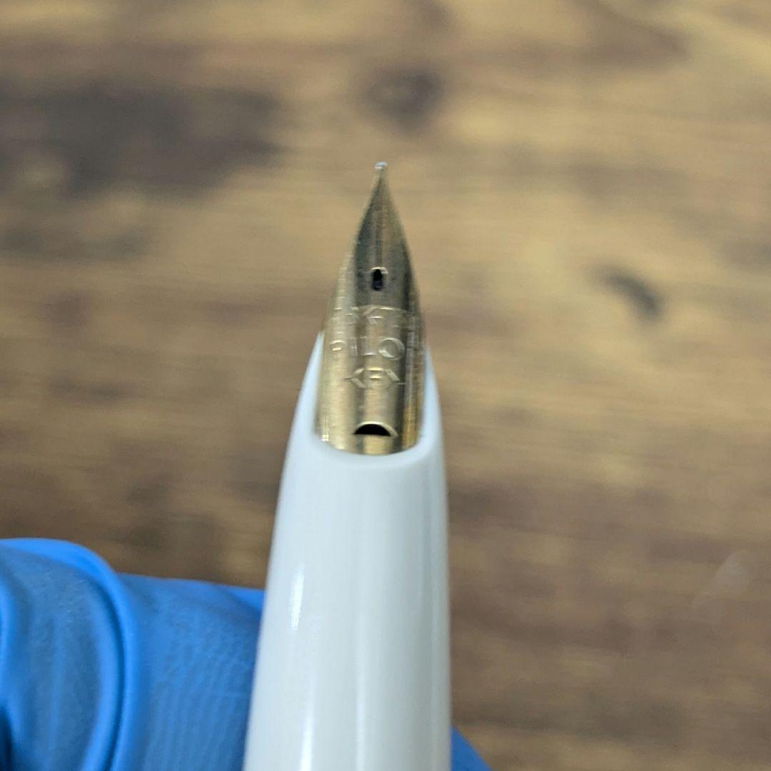 【PILOT廃版】万年筆　レディ　F字　18K