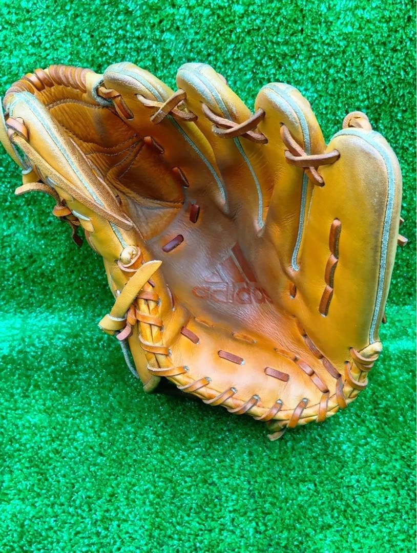 野球グラブ adidas 軟式グローブ