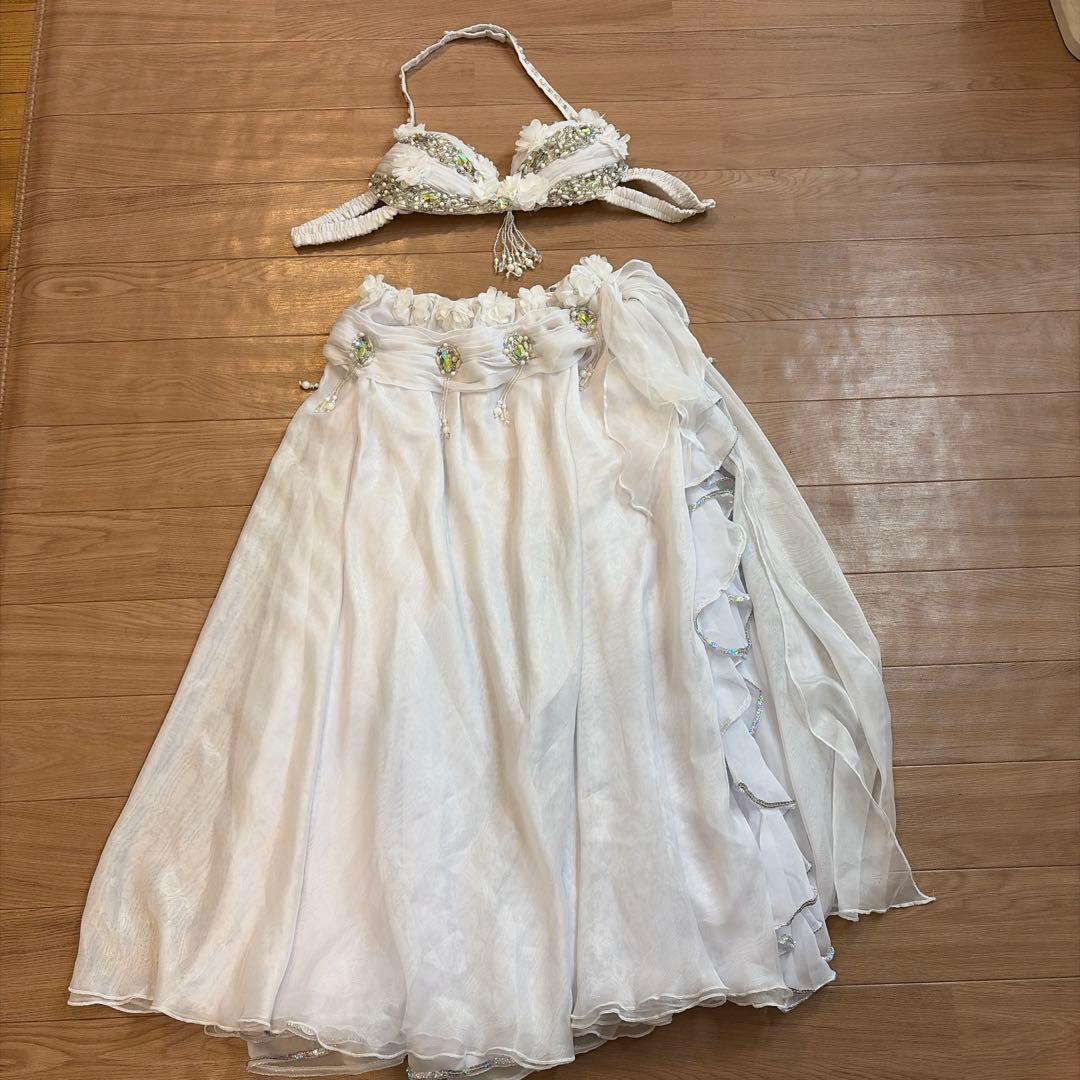 kana kana！hoydaベリーダンスセットアップ ホワイト