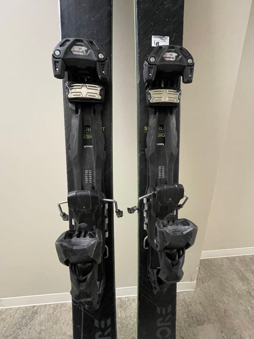 ケンチャン　KORE のバックカントリースキー　ツアービンディング＆シール