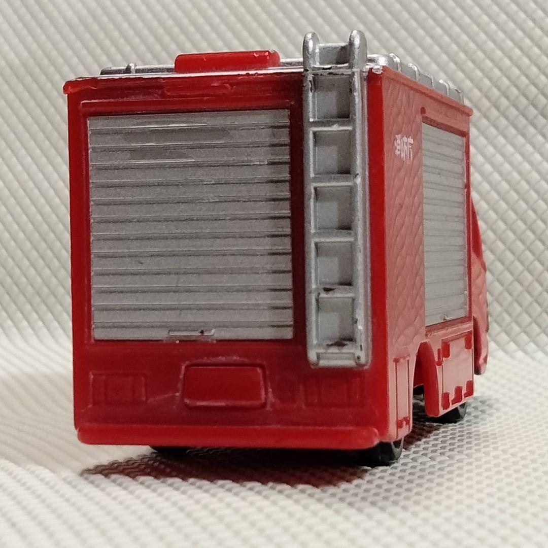 4932 トミカ トヨタダイナ ウォーターカッター車 2013年 緊急車両