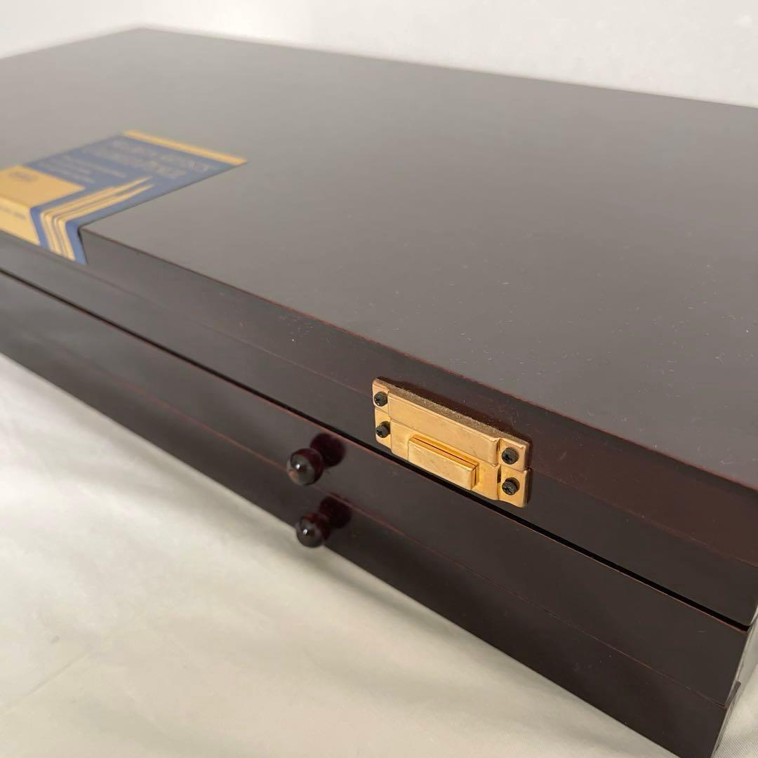 ホルベイン アーチスト色鉛筆 木函セット　150色セット　木箱