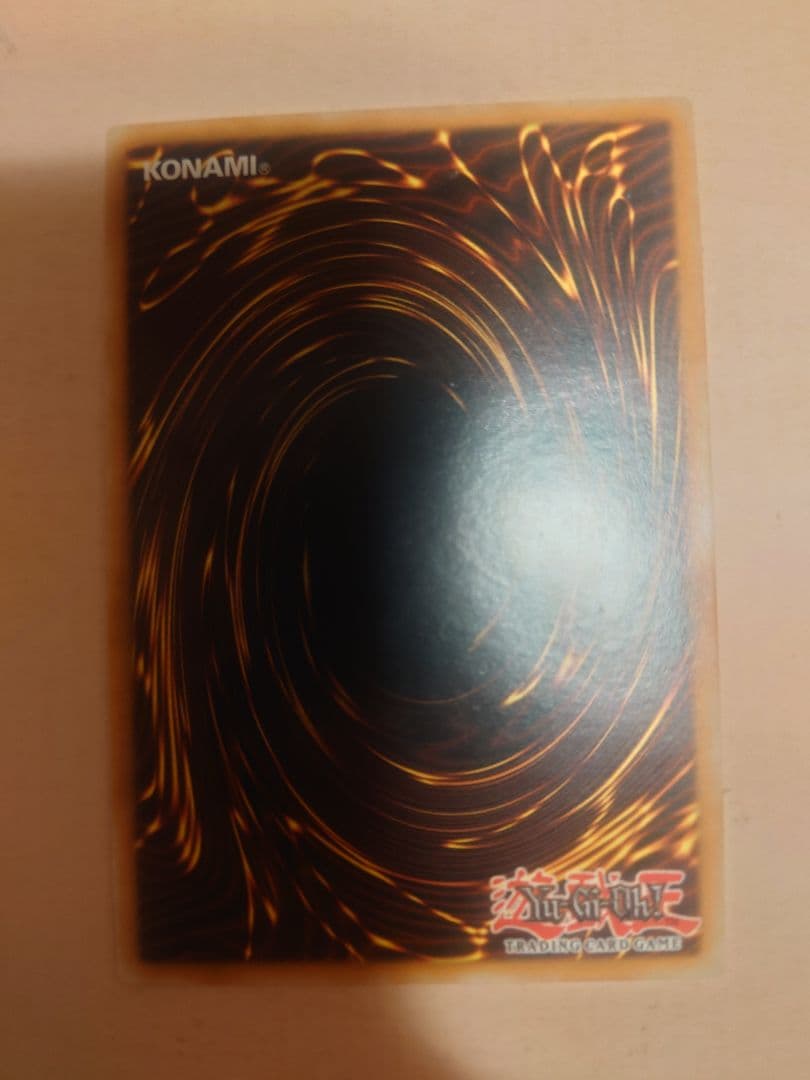 遊戯王　ブラックフェザードラゴン　ホログラフィックレア　英語版