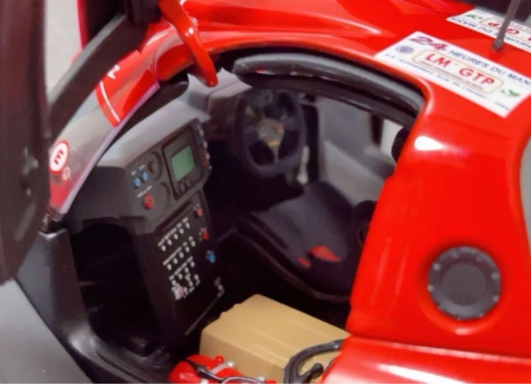 1/18 AUTOart トヨタ TS020 片山右京、鈴木利男、土屋圭市