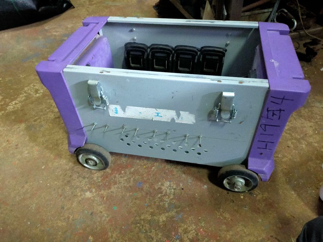 マイト工業　バッテリー溶接機ネオスーパー150　バッテリーケース部のみマキタ仕様