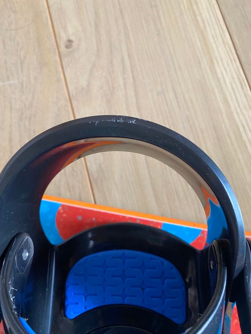 IGNIO 151cm 初級者向け Wキャンバーボード 送料無料