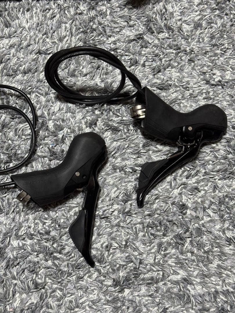 SHIMANO 105 R7020 油圧式STI R7070ブレーキキャリパー