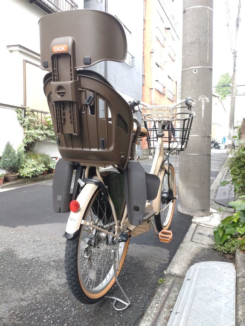 カスタム★配送可★直接引渡可【限定車イルミオILMIO】電動アシスト自転車コンビ