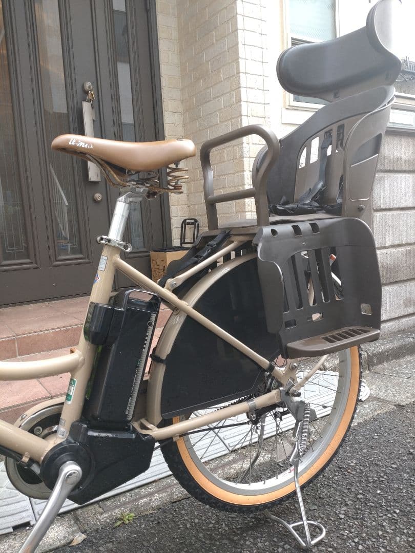 カスタム★配送可★直接引渡可【限定車イルミオILMIO】電動アシスト自転車コンビ