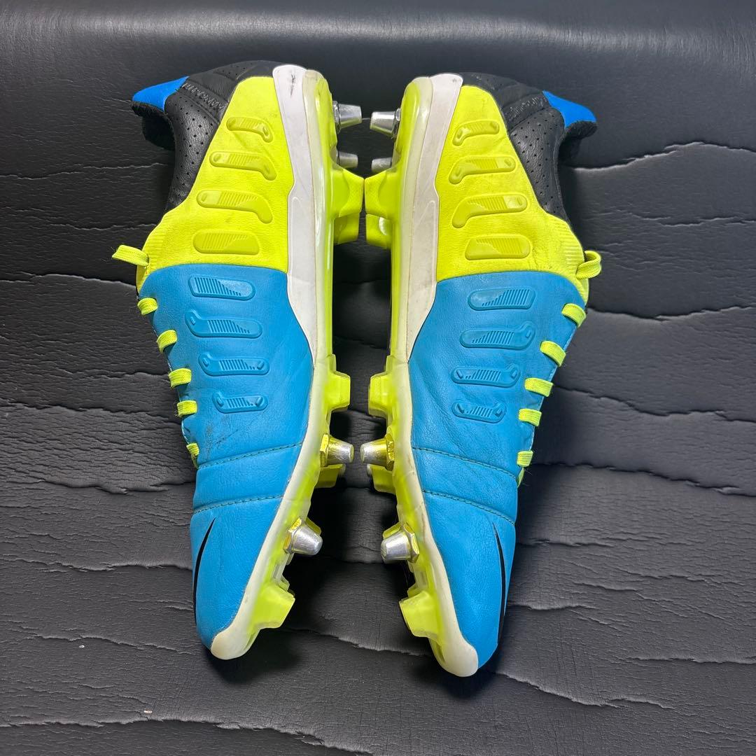 Nike サッカースパイクSG