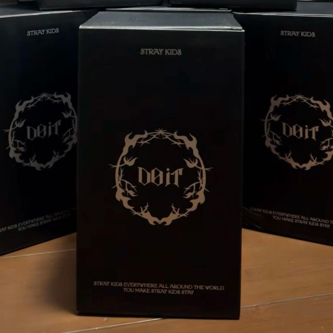 straykids バンチャン DOIT ポップアップ SKZOO保温マグカップ