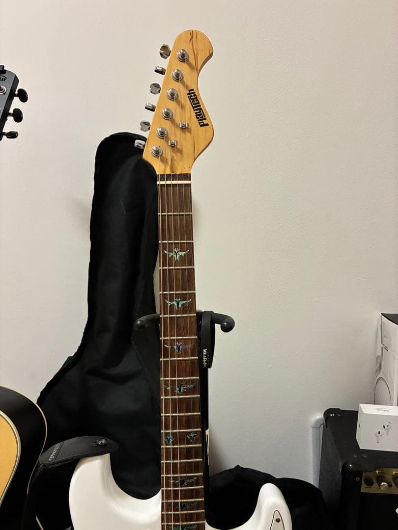 PlayTechストラトキャスタータイプ エレキギター