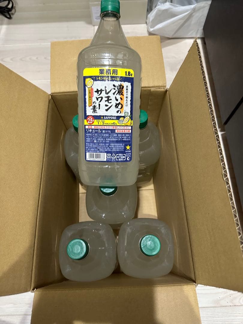 濃いめのレモンサワーの素 1.8L×6本