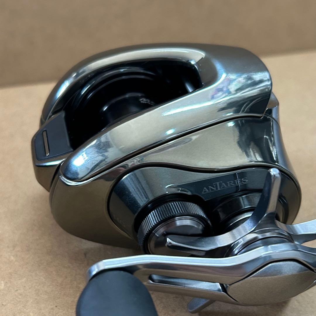 超美品 シマノ 25アンタレス 100HG 右ハンドル ベイトリール