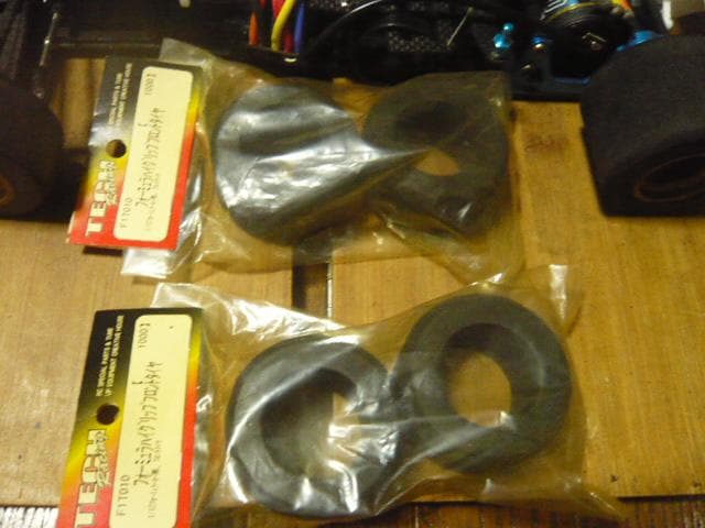 タミヤ　電動RC F104 シャーシ　中古　並品　＆　フロントタイヤ2組