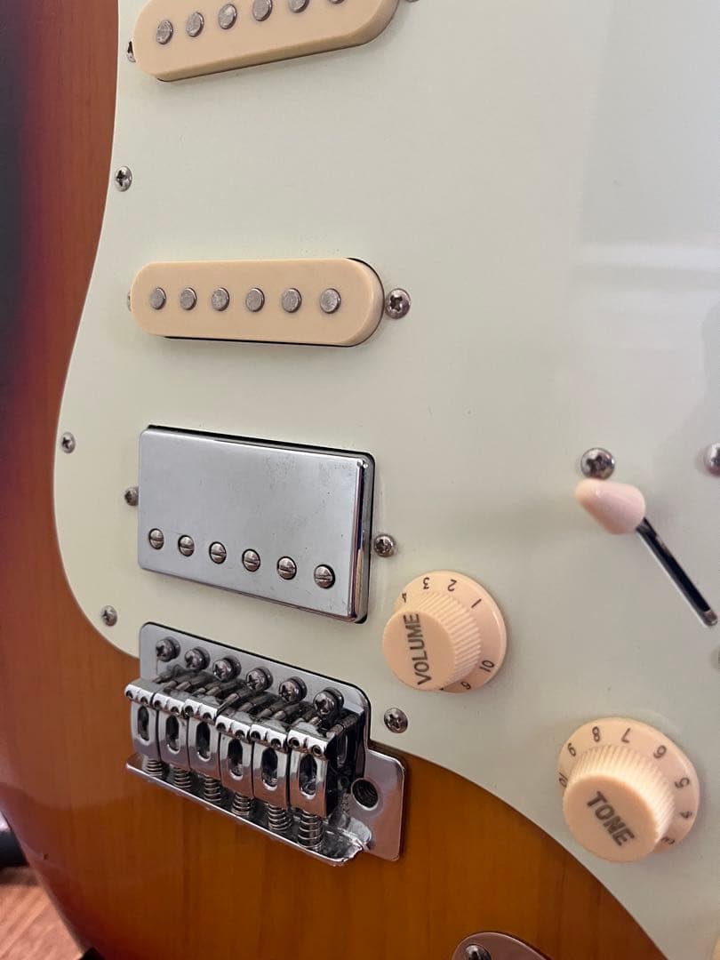 バッカス エレキギター ユニバース サンバースト