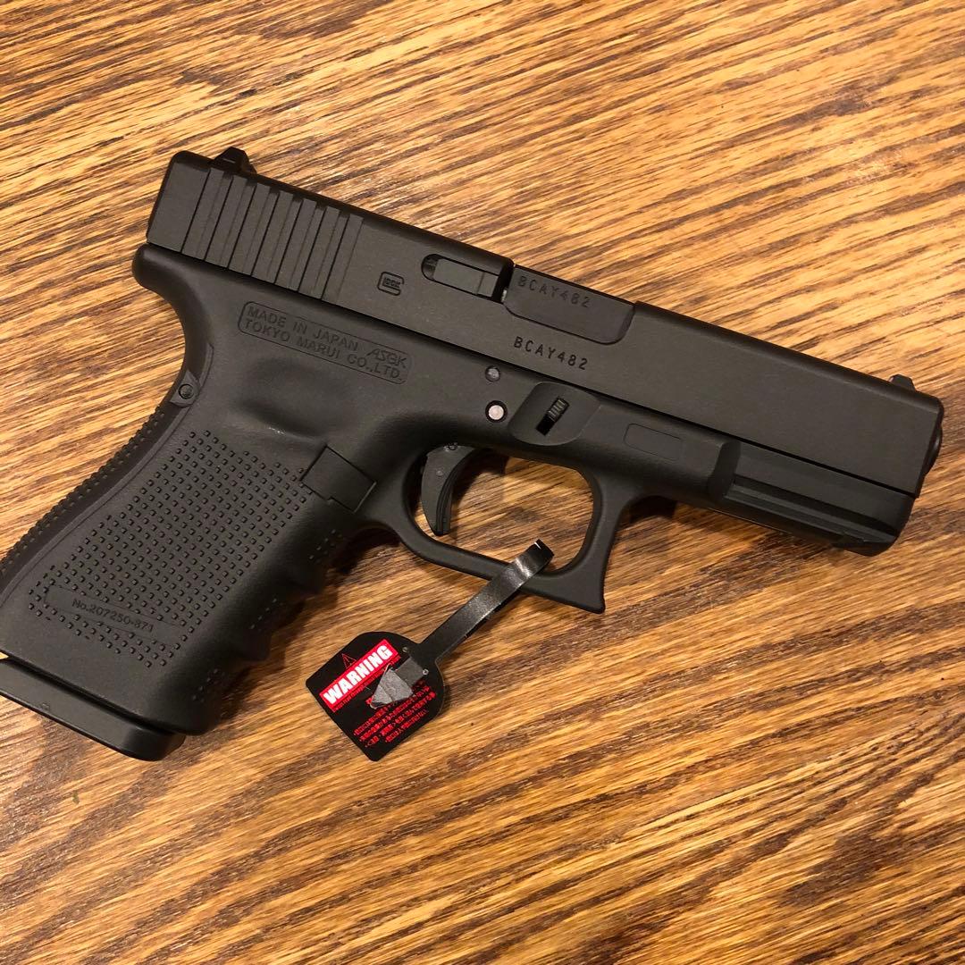 東京マルイ グロック19 Gen4 超美品 タイトバレルとドットサイト付き