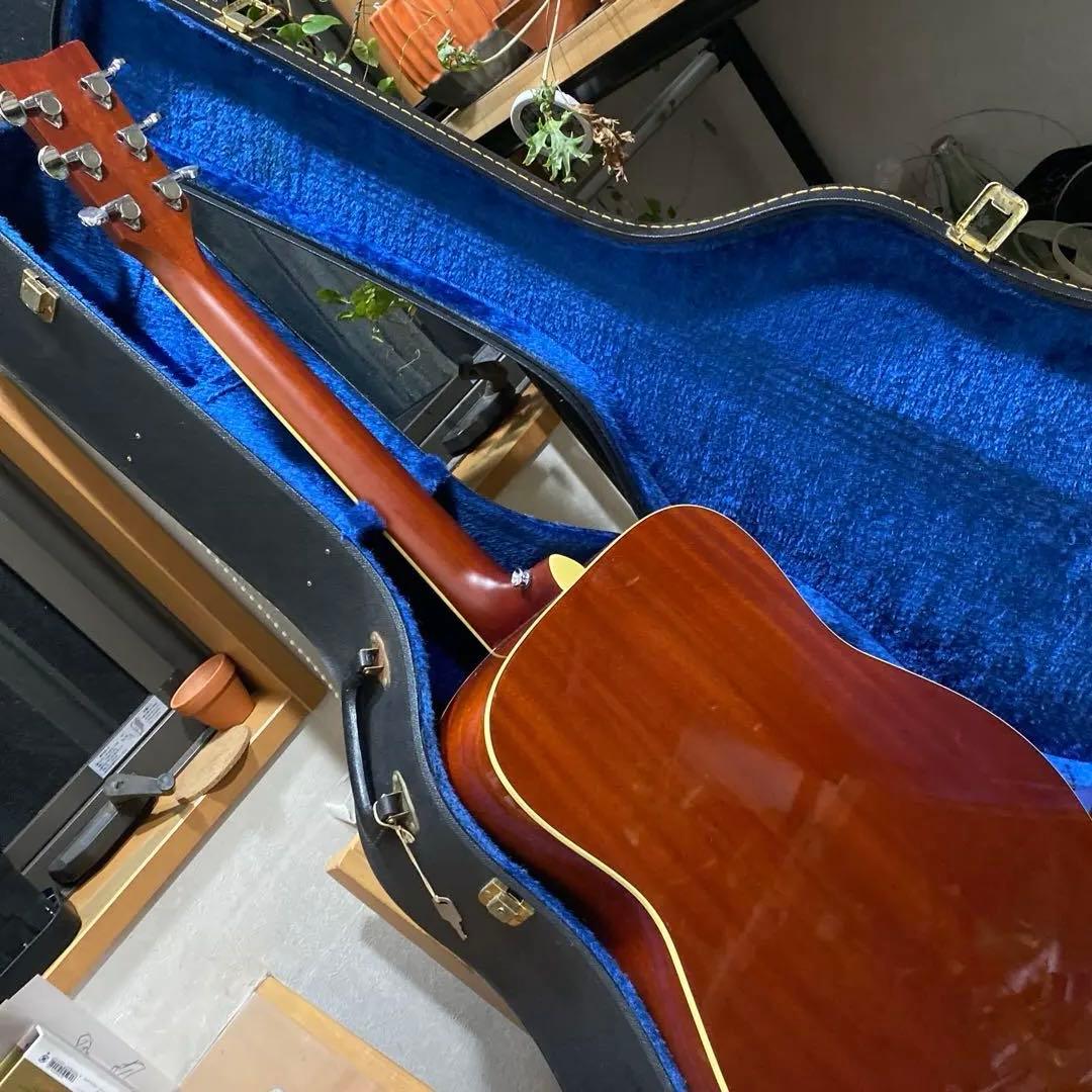 Yamaha アコースティックギター　ギターケス付き