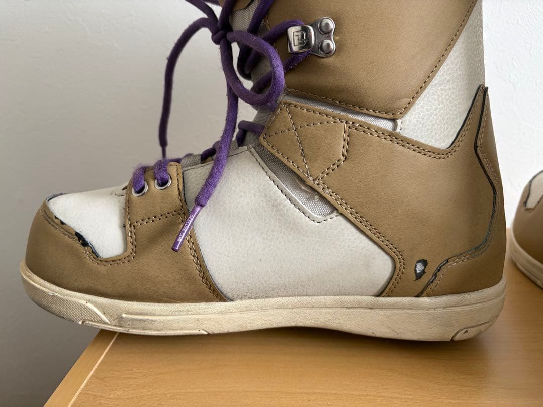 DEELUXE DNA 23/24モデル　26cm