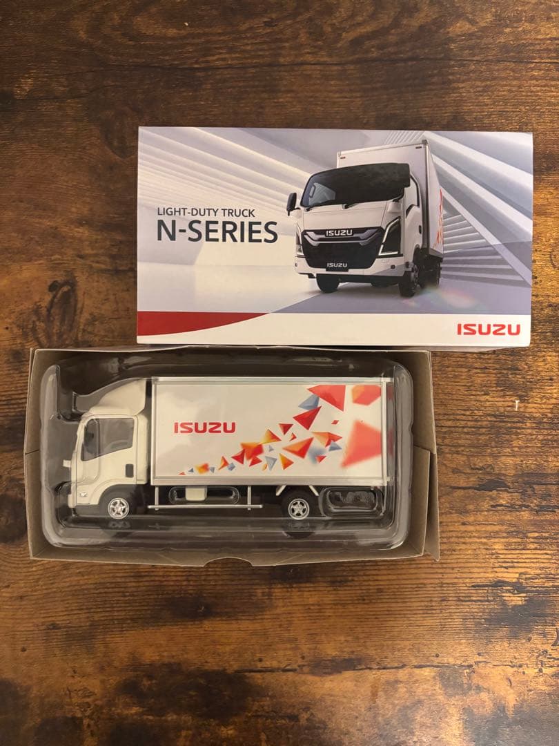 【非売品・トラック模型】ISUZU N-SERIES 1/64