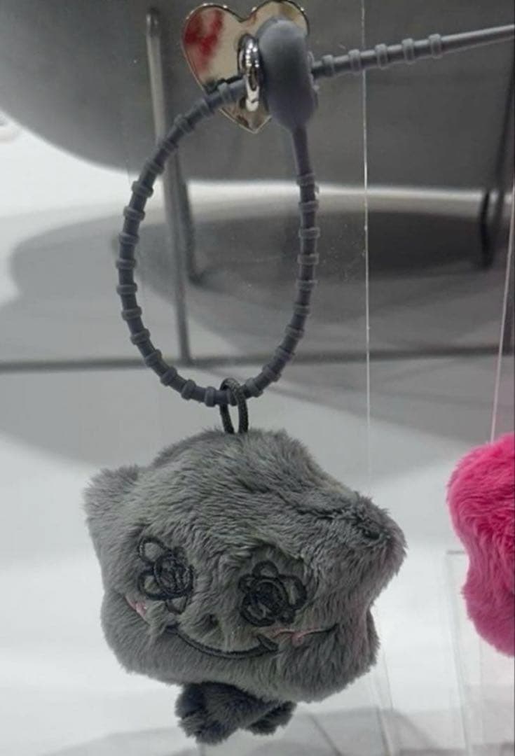 BLACKPINK ジス AMORTAGE ポップアップ 限定 キーホルダー A