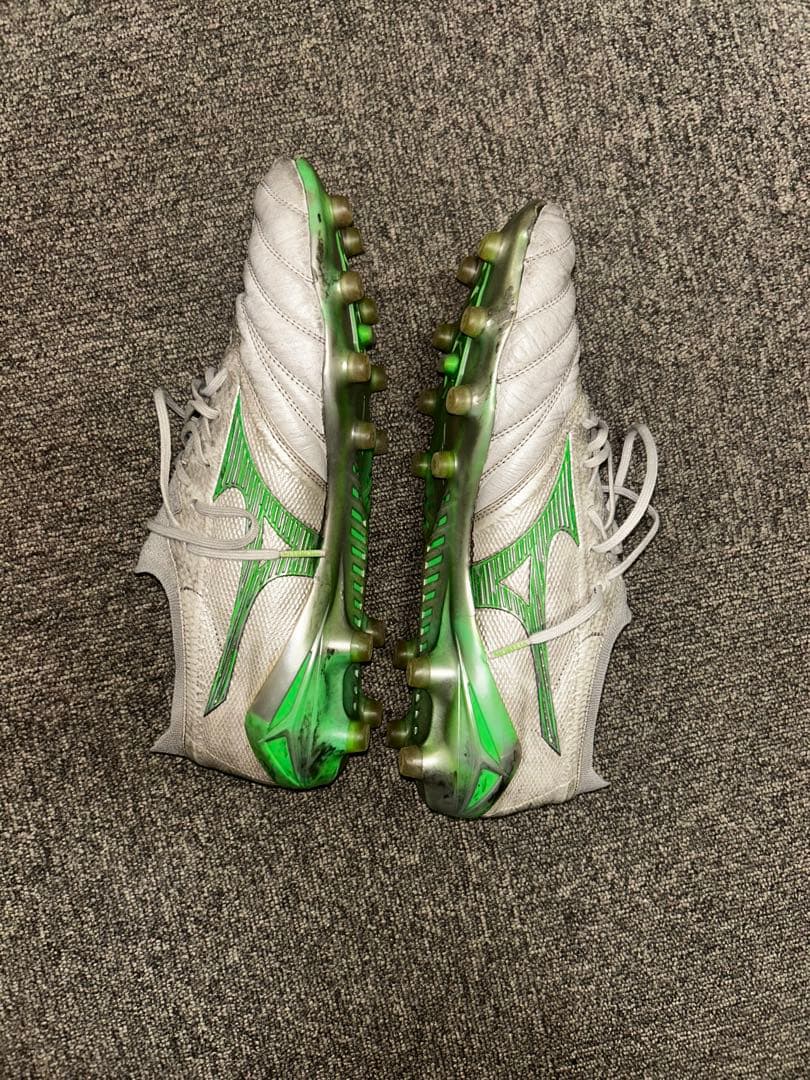 ミズノモレリアネオ4β