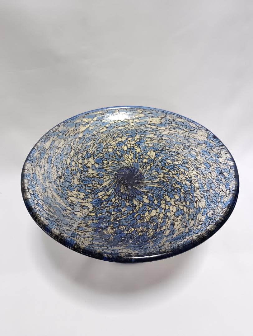 青と金の高脚ガラス皿