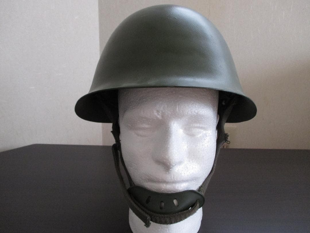 未使用　中国軍　人民解放軍　後期型　金属製　軍用ヘルメット　GK80　PLA