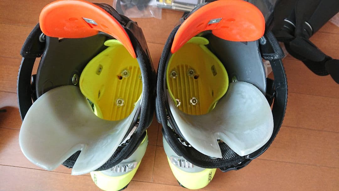 upZ スノーボードブーツ