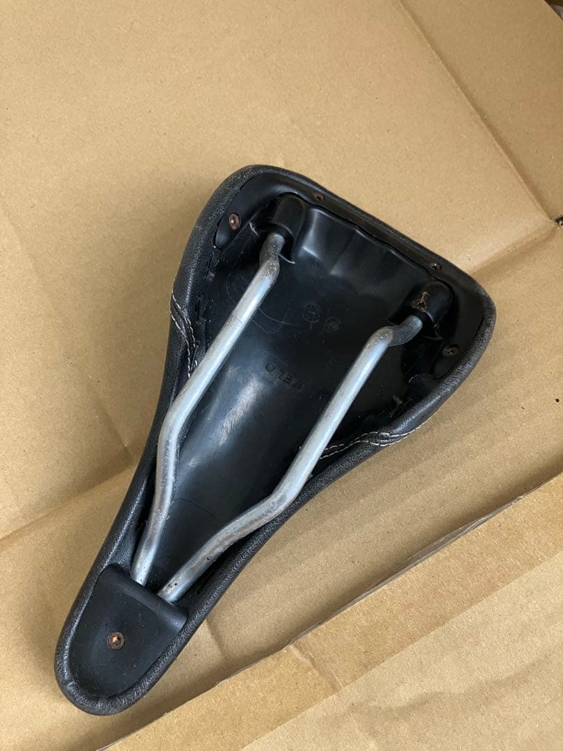 ニコライ　ダートジャンプ　サドル　ジムニー　フェンダー