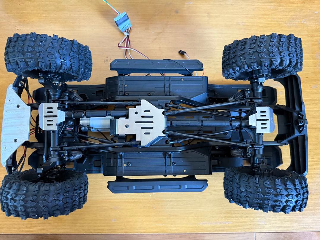 トラクサス trx4 ブロンコ ラプター仕様 未走行 traxxas