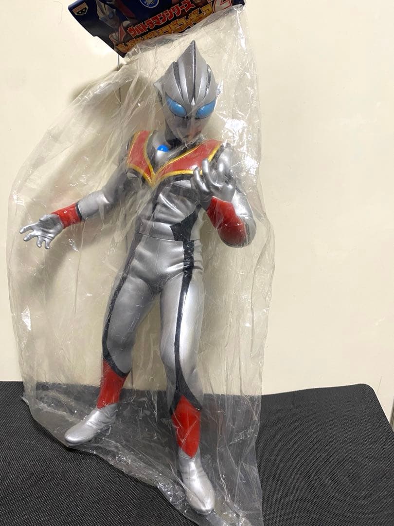 ⭐︎未開封⭐︎ウルトラマンティガ　イーヴィルティガ　グリッターティガ　ビッグサイズ