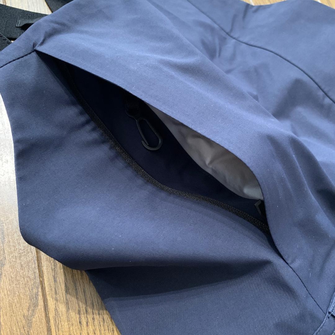 アディダス　スノー　ビブパンツ　ゴアテックス　スノーボードウェア　M　ネイビー