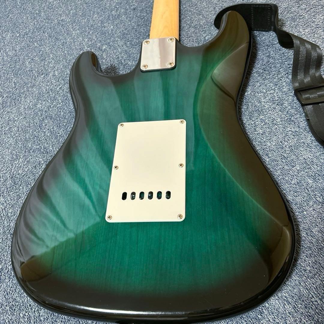 SELDERセルダー　グリーン エレキギター サンバースト